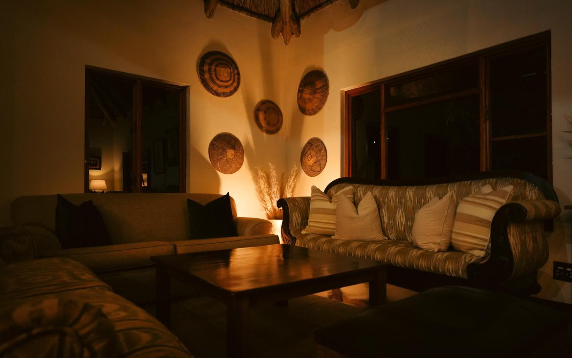Shibula Safari Lodge Riserva Naturale di Welgevonden Esterno foto